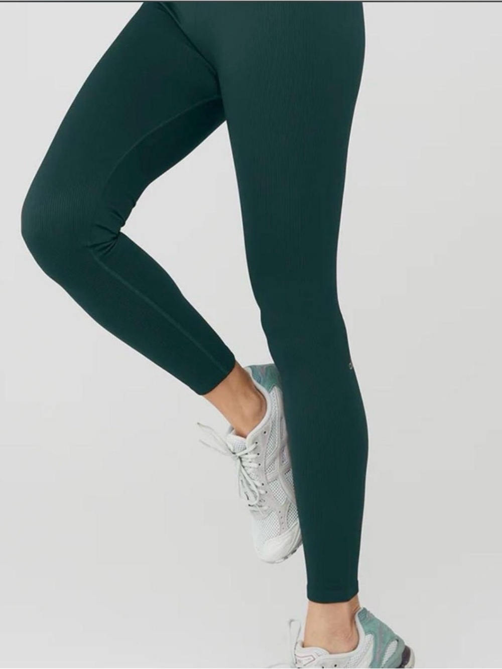 ALO Yoga Ribbed High-Rise Leggings in Forest Green